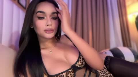 Goddes Renalyn online show from 04-21-26, 09:39