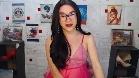 Snapshot of yumyumgreatcumts chatting on 09-15-25, 12:49 HOT CHLOE 3 online show from 09-15-25, 12:49