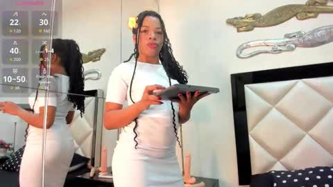 Snapshot of yuna_banks chatting on 10-22-25, 03:51 yuna_banks online show from 10-22-25, 03:51