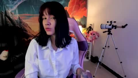 Yuna online show from 06-17-26, 03:57