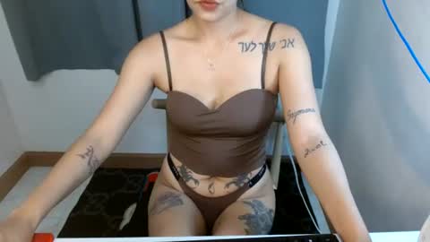 yunahuntrixx online show from 06-27-26, 10:09