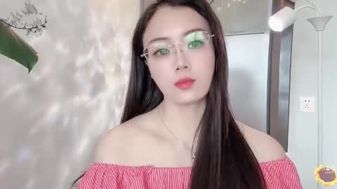 YunEr online show from 03-03-25, 03:41