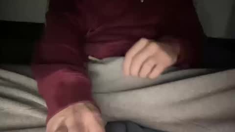 Snapshot of yungbull06 chatting on 10-14-25, 06:52 Yung Bull online show from 10-14-25, 06:52