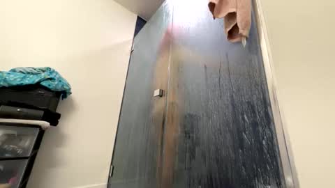 Snapshot of yungfemslut chatting on 11-18-25, 06:18 BbyTSSLut online show from 11-18-25, 06:18