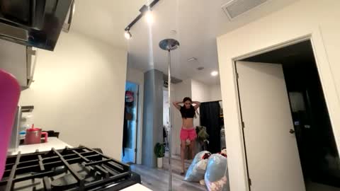 Snapshot of yungfemslut chatting on 05-19-26, 01:56 BbyTSSLut online show from 05-19-26, 01:56
