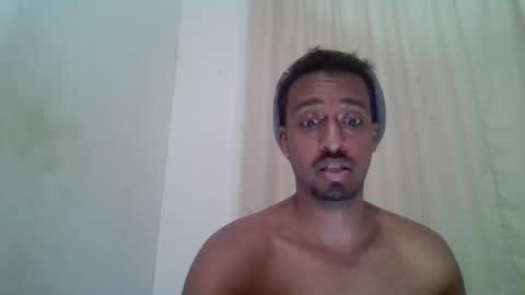 Snapshot of yungma chatting on 12-08-24, 03:21 yungswade online show from 12-08-24, 03:21