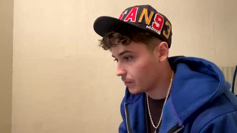 yungstudbev online show from 12-21-24, 10:51