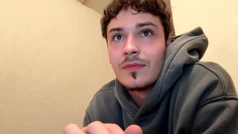 yungstudbev online show from 09-26-25, 03:54