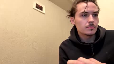 yungstudbev online show from 01-06-26, 06:22