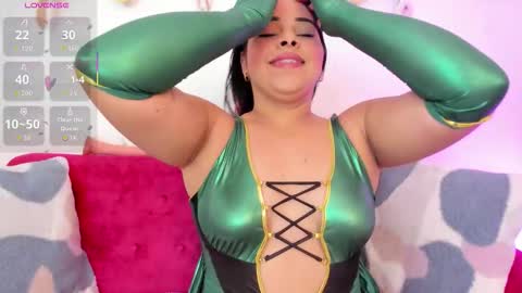 Yunna online show from 12-22-25, 11:40