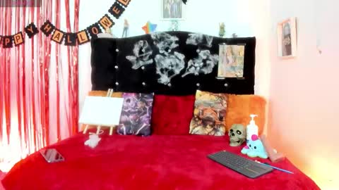 yuong soo online show from 10-23-25, 01:27