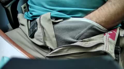 yuppers1234 online show from 10-09-25, 06:17