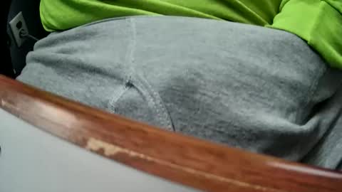 yuppers1234 online show from 11-24-25, 08:19