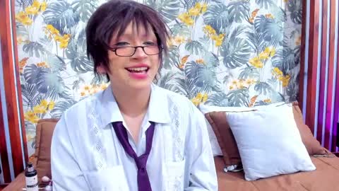 Yuri Kay online show from 04-10-26, 08:02