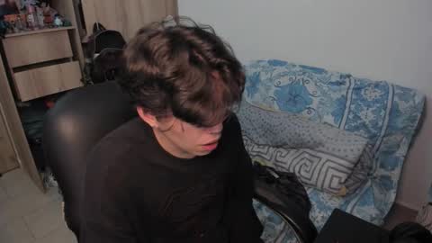 yurii_moody online show from 11-29-25, 05:49