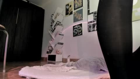 paola online show from 03-27-26, 08:37