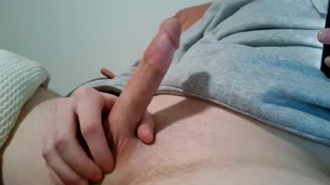 yutrah44 online show from 04-30-26, 03:35