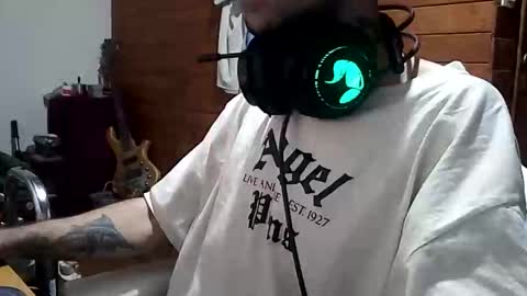 Yuumi online show from 04-25-26, 06:05