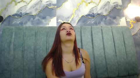 Snapshot of yuyis_15 chatting on 12-15-25, 11:14 YUYIS online show from 12-15-25, 11:14