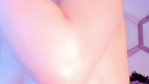 yvi online show from 02-10-26, 12:37