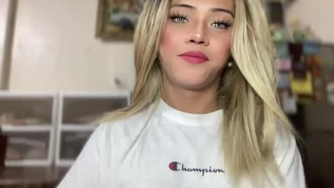 Miss Cali online show from 11-16-25, 02:06