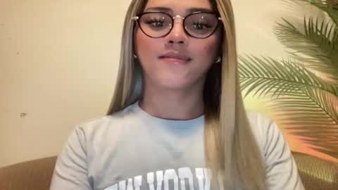 Miss Cali online show from 03-10-26, 03:33