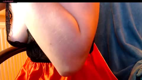 Snapshot of yzza_suave chatting on 02-10-25, 05:30 yzza_suave online show from 02-10-25, 05:30