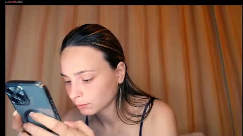 yzza_suave online show from 06-18-26, 08:35