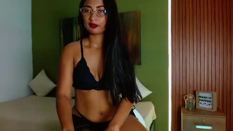 Zara Black online show from 06-21-26, 08:44