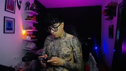 zac_muller1 online show from 11-19-25, 05:18