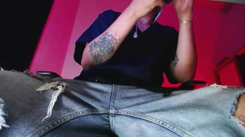 Zac Freelance model online show from 12-14-25, 10:58