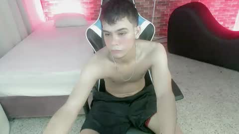 ZACARIAS online show from 09-19-25, 04:58