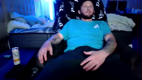 Snapshot of zach1290727 chatting on 11-16-25, 12:16 zach1290727 online show from 11-16-25, 12:16