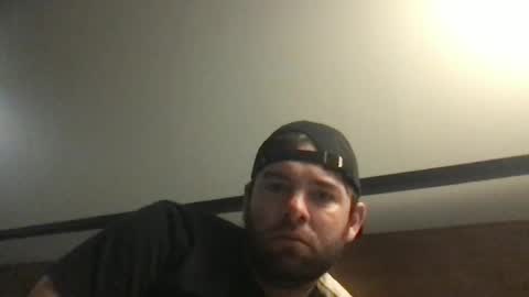 Snapshot of zachbromine chatting on 05-14-26, 05:03 First time online show from 05-14-26, 05:03