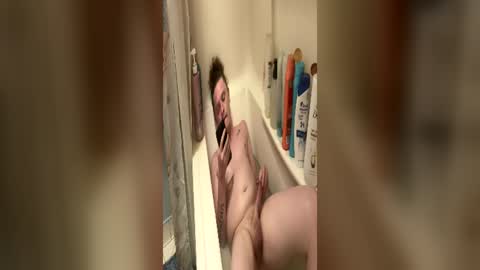 zachslime472 online show from 06-27-26, 02:16
