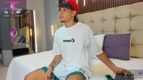 zack23__ online show from 06-30-26, 03:07