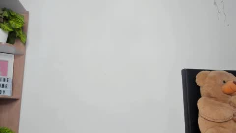 zack online show from 10-25-25, 04:02