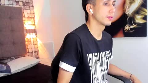 zack_isback online show from 04-14-26, 08:59