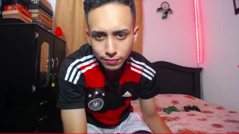 zackdriussyx online show from 02-28-25, 09:55