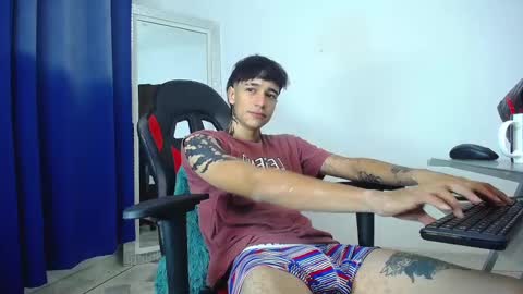 Snapshot of zacktk7 chatting on 12-03-24, 02:25 zack online show from 12-03-24, 02:25