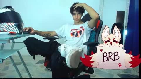 Snapshot of zacktk7 chatting on 01-24-25, 12:09 zack online show from 01-24-25, 12:09