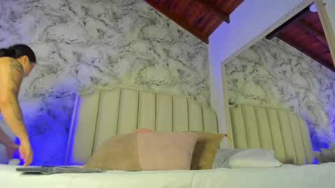 Snapshot of zafiiro_20 chatting on 05-04-26, 07:21 Zafiro online show from 05-04-26, 07:21