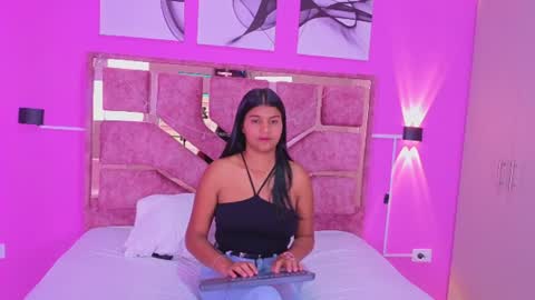 Snapshot of zafira_brown chatting on 06-16-26, 03:09 Zafira brown online show from 06-16-26, 03:09