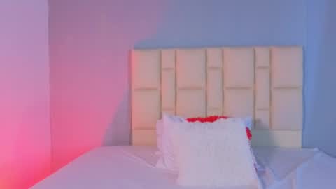 Zafiro Brown online show from 12-03-25, 11:52