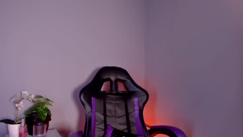 Snapshot of zafiro__brown chatting on 06-13-26, 10:40 Zafiro Brown online show from 06-13-26, 10:40