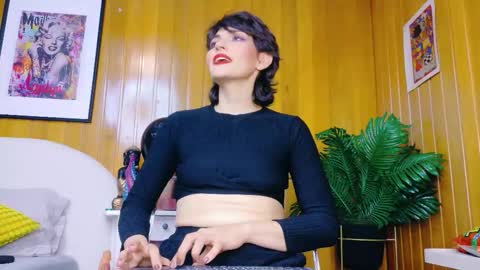 Karina  online show from 11-07-25, 08:31