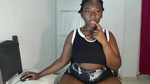 Snapshot of zahhysims chatting on 01-25-25, 07:49 zahhy online show from 01-25-25, 07:49