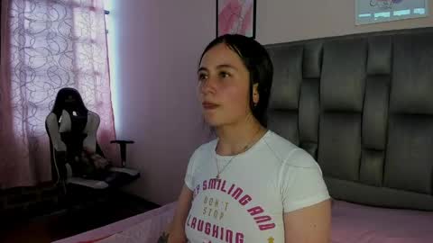 Snapshot of zaida_1 chatting on 06-02-26, 08:22 Zaida online show from 06-02-26, 08:22