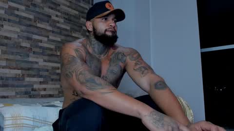 Snapshot of zain_diesel7 chatting on 02-14-25, 01:02 INSTAGRAM yormanfit7 online show from 02-14-25, 01:02