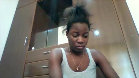 zainxxxx online show from 04-19-26, 08:57